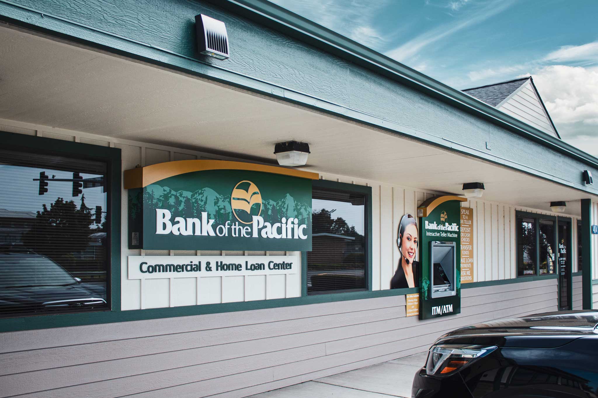 financial-bank-of-the-pacific-burlington-exterior-cabinet-signage