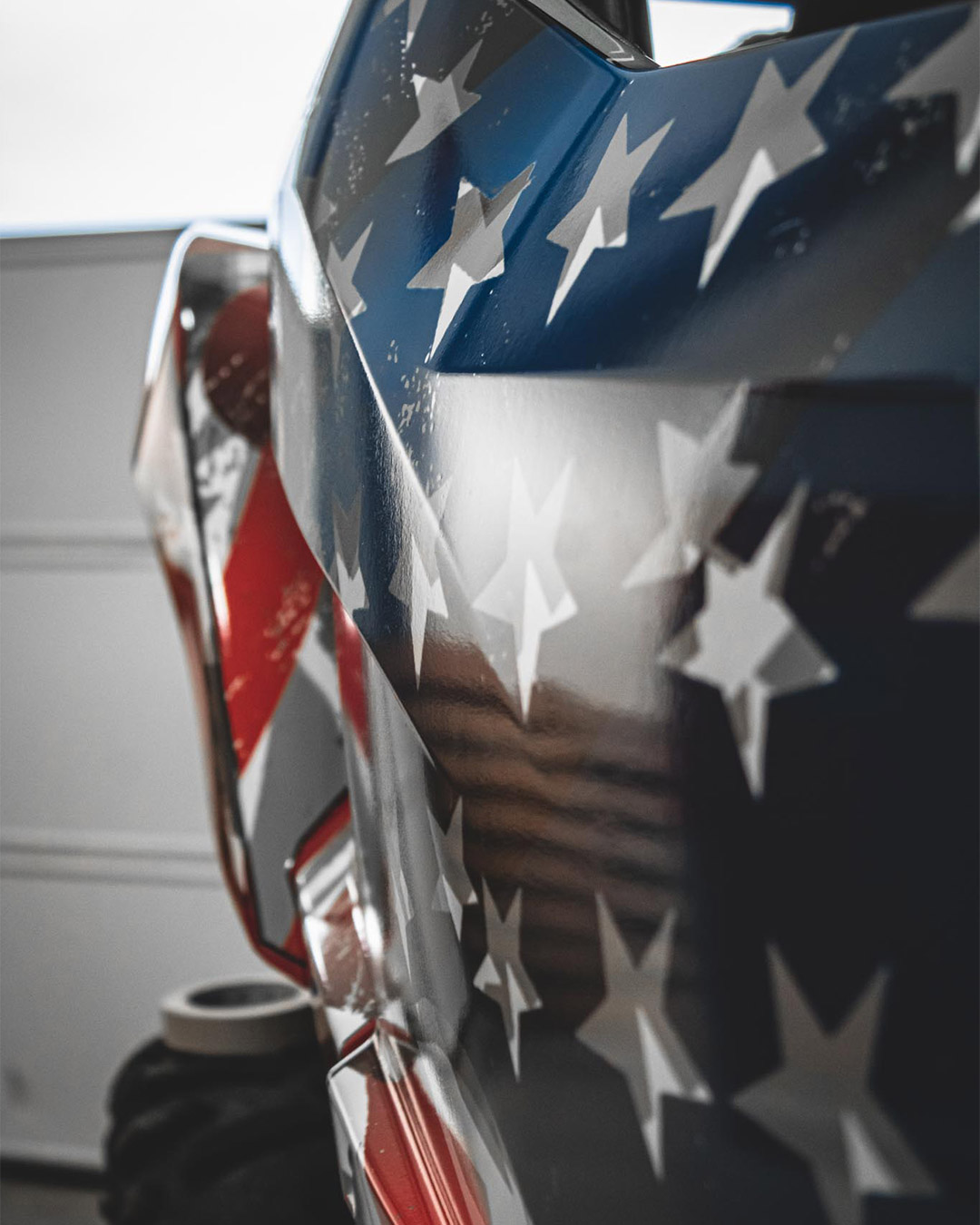 vehicle-wrap-patriotic-yamaha-signs-plus-side-view-closeup